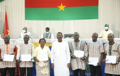 Sortie officielle de la première promotion de chirurgiens orthopédistes-traumatologues formés au Burkina.