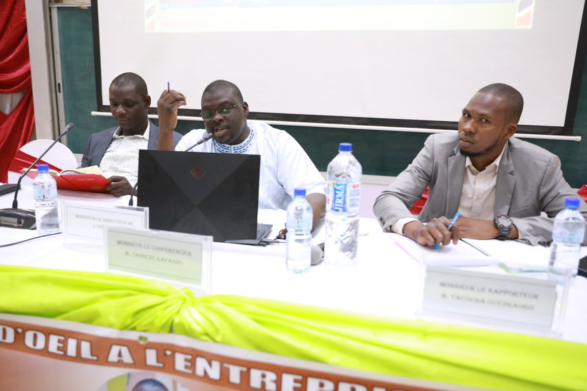 Projet “Clin d’œil à l’entreprise”: grande mobilisation à la Conférence inaugurale