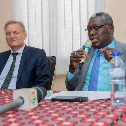 Inauguration du laboratoire « Unité génomique des pathogènes » et lancement des cours du Certificat sur la Résistance antimicrobienne »