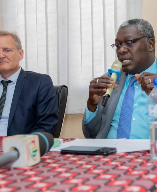 Inauguration du laboratoire « Unité génomique des pathogènes » et lancement des cours du Certificat sur la Résistance antimicrobienne »