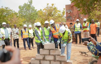 Université Joseph KI-ZERBO : pose de la première pierre de construction de la crèche
