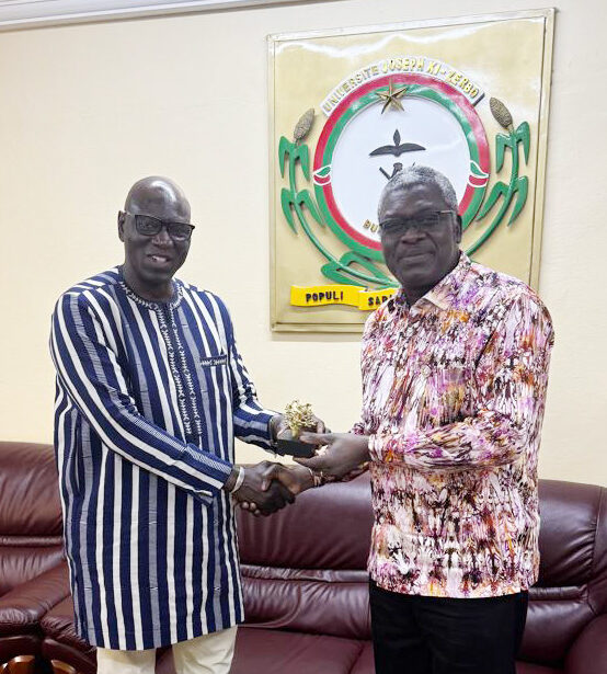 Carnet d’audience : Visite de courtoisie du Pr Diégane DIOUF au Président de l’UJKZ