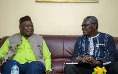 Coopération Burkina-Inde : Son Excellence Dr Désiré Boniface SOME, porteur de bonnes nouvelles à l’UJKZ