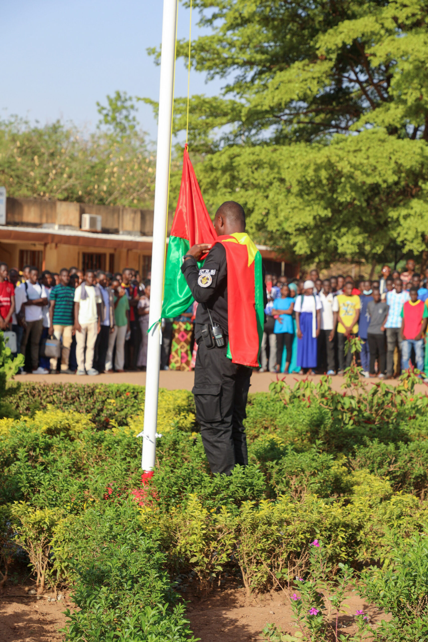 Montée des Couleurs à l’Université Joseph KI-ZERBO : ‘’Tolérance Zéro pour tout acte d’indiscipline’’ dixit le MESRI Montée des Couleurs à l’Université Joseph KI-ZERBO : ‘’Tolérance Zéro pour tout acte d’indiscipline’’ dixit le MESRI
