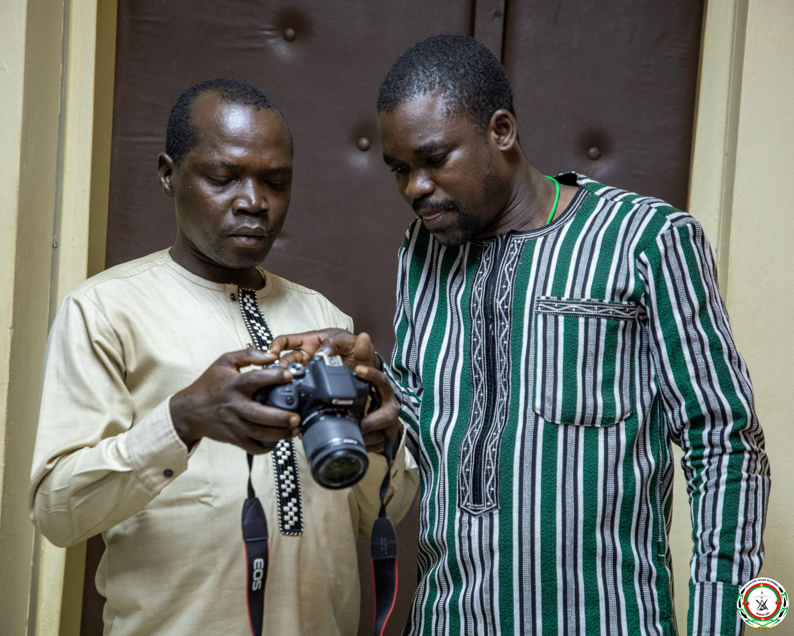 Formation en photographie : Les agents du service communication de l’UJKZ et les points focaux à l’école des bonnes pratiques Formation en photographie : Les agents du service communication de l’UJKZ et les points focaux à l’école des bonnes pratiques