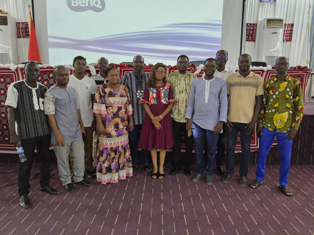 DEPS-UJKZ : Formation des responsables de structures sur la gestion de la plateforme GPA-UJKZ DEPS-UJKZ : Formation des responsables de structures sur la gestion de la plateforme GPA-UJKZ